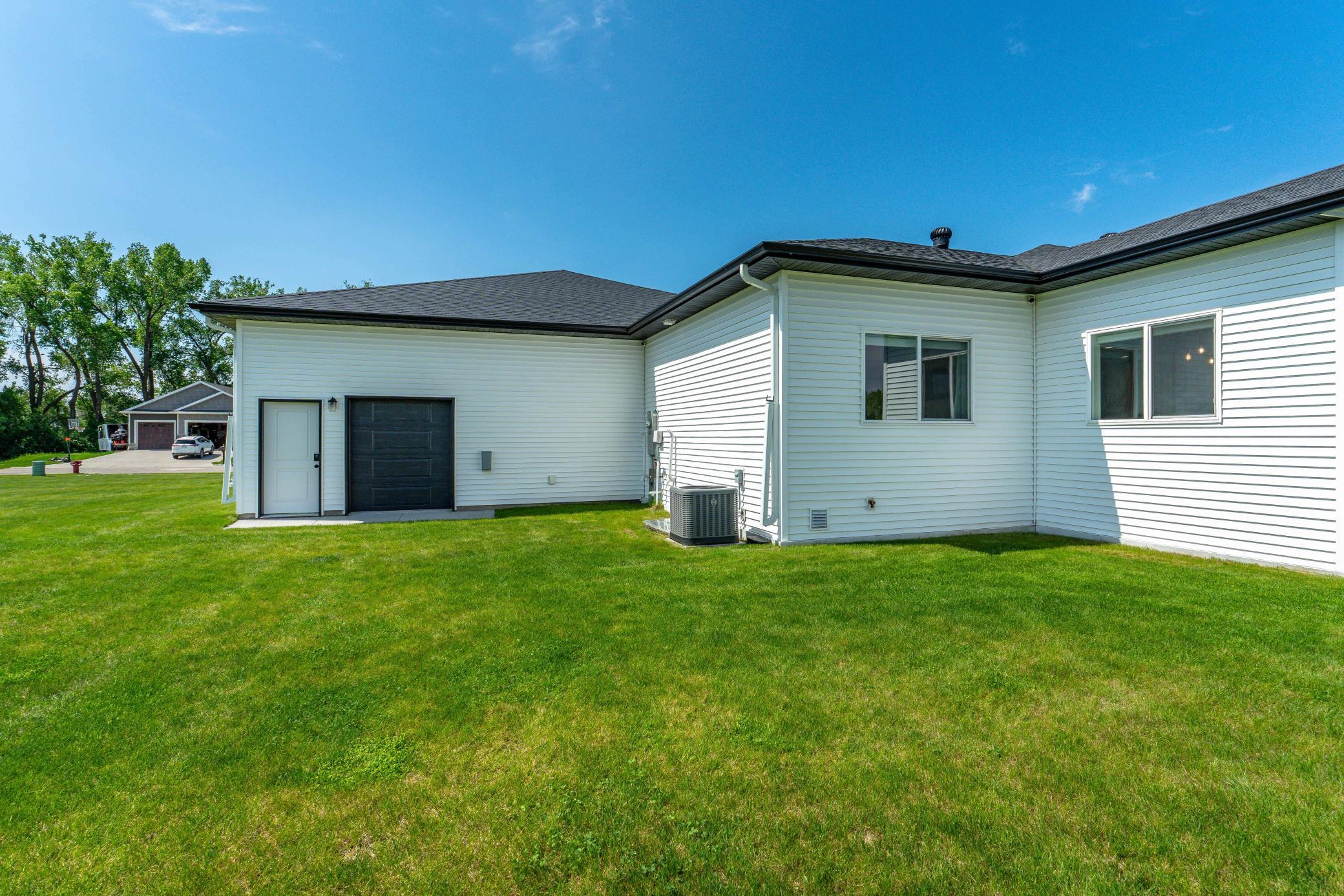 1426 Summerwood Trl Dilworth-115.jpg