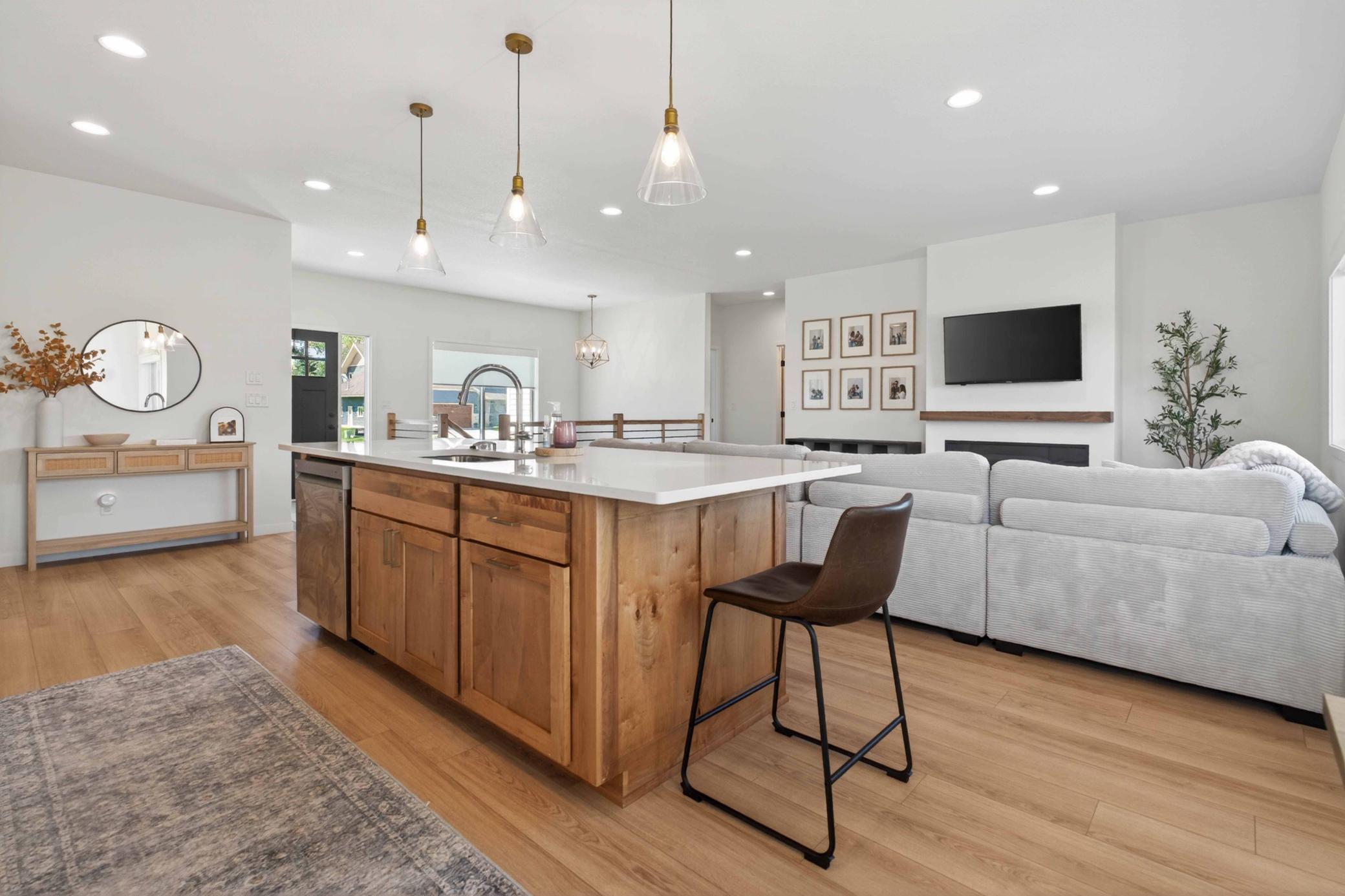 1426 Summerwood Trl Dilworth-210.jpg