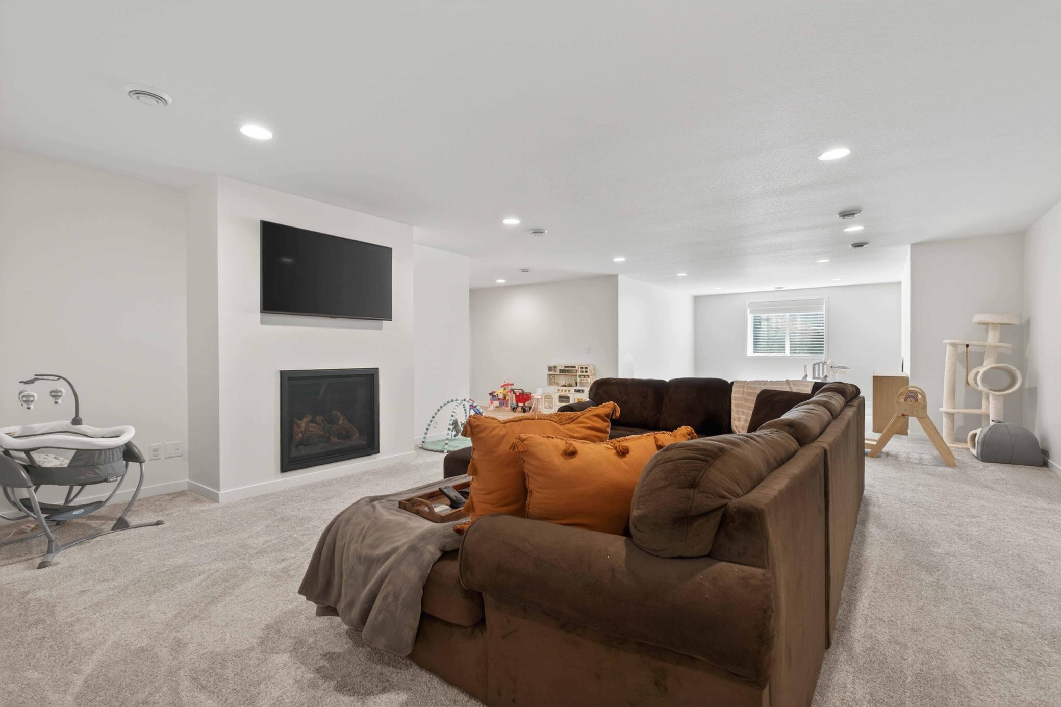 1426 Summerwood Trl Dilworth-234.jpg