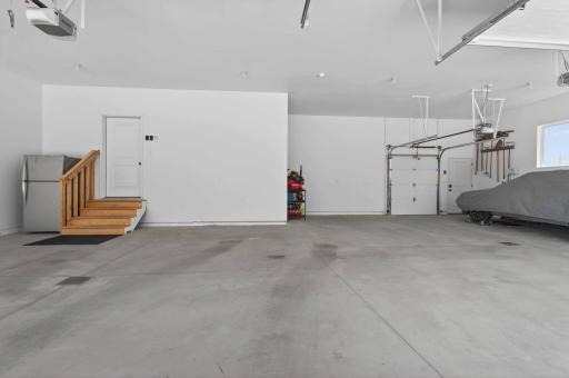 1426 SUMMERWOOD Trail W, Dilworth, MN 56529