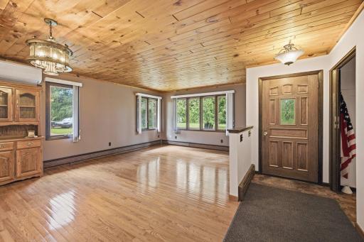 4913 Highway 25, Mountain Iron, MN 55768