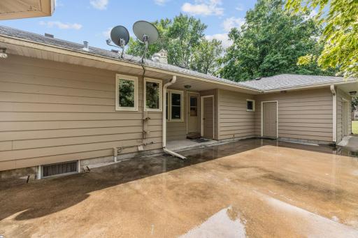 719 Park Avenue, Hamburg, MN 55339