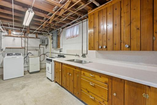 719 Park Avenue, Hamburg, MN 55339