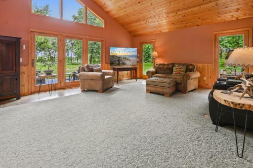 7140 Great River Road, Royalton, MN 56373