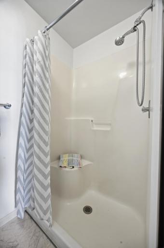 341 Prairiewood Circle S, 208, Fargo, ND 58103
