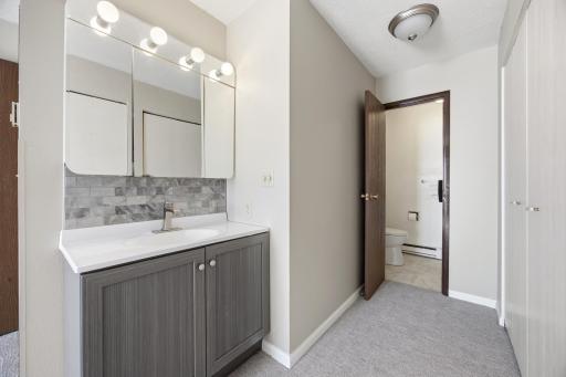 341 Prairiewood Circle S, 208, Fargo, ND 58103