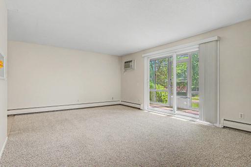 255 Westview Drive, 111, Saint Paul, MN 55118
