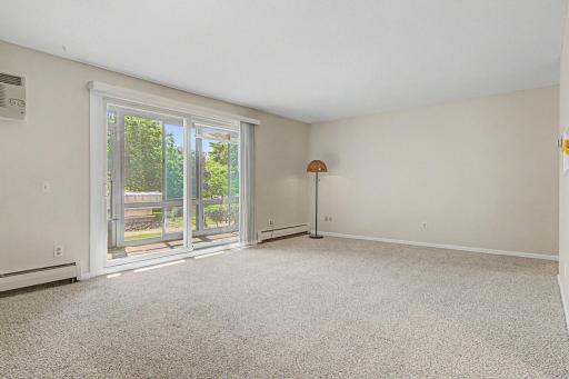 255 Westview Drive, 111, Saint Paul, MN 55118