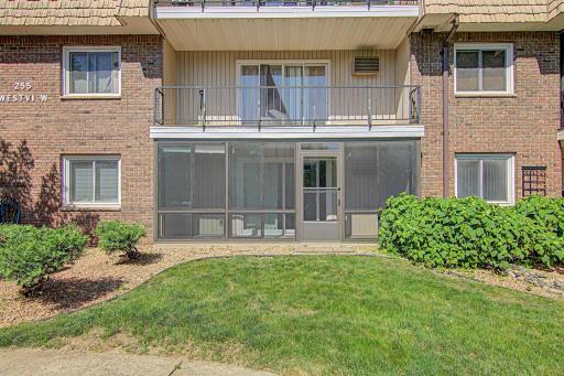 255 Westview Drive, 111, Saint Paul, MN 55118