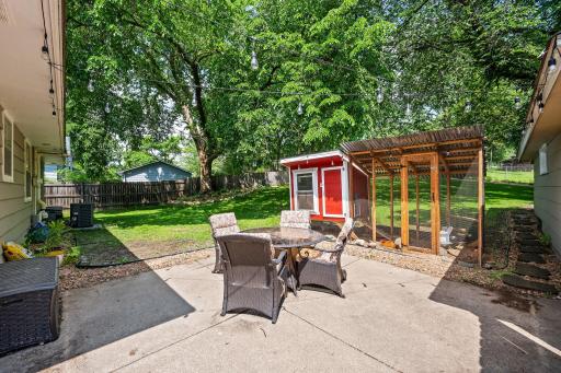 Great private space for family time and/or entertaining!