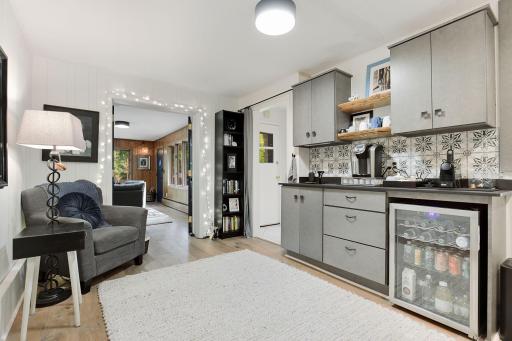 18150 Honeysuckle Lane, Wayzata, MN 55391