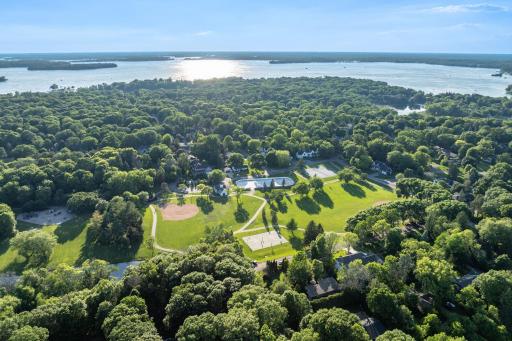 18150 Honeysuckle Lane, Wayzata, MN 55391