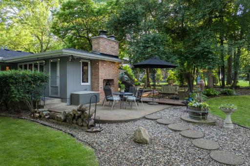 18150 Honeysuckle Lane, Wayzata, MN 55391