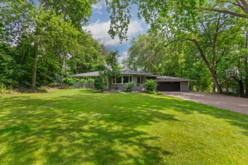 18150 Honeysuckle Lane, Wayzata, MN 55391