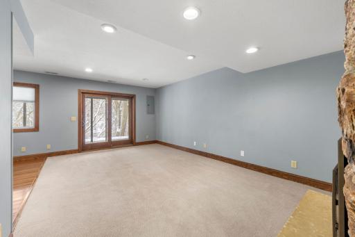 9708 Mill Creek Drive, Eden Prairie, MN 55347