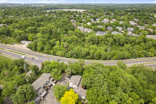 Offering convenience to shopping, restaurants, trails, and everything that Eden Prairie has to offer