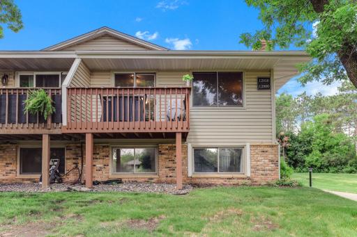 Many windows makes this a very bright and light home.