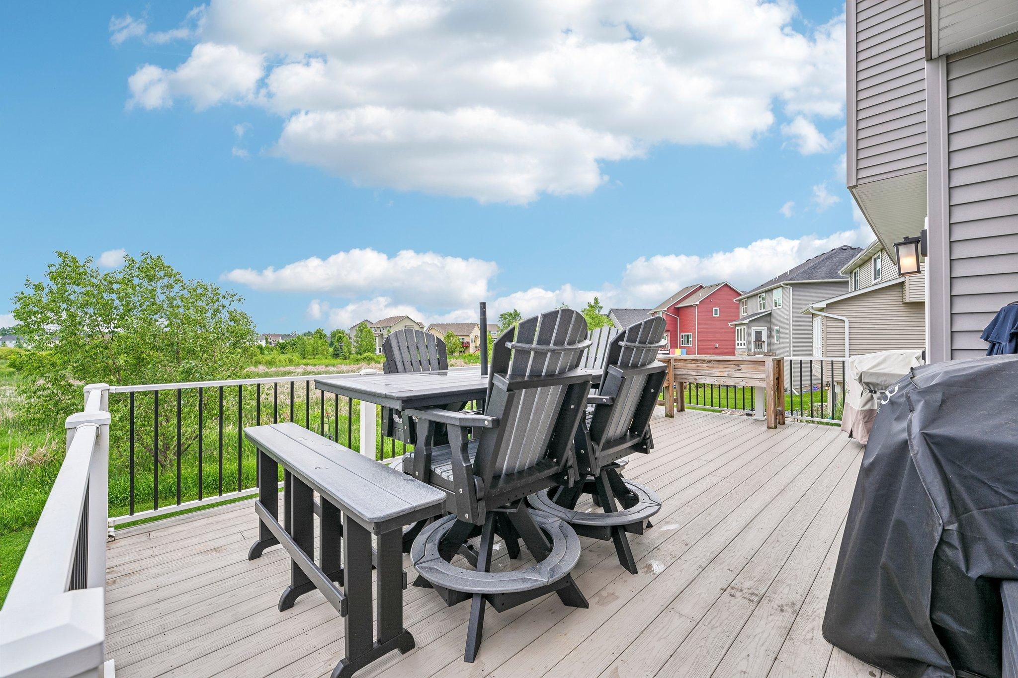 55-web-or-mls-208th St N-S0906-055.jpg