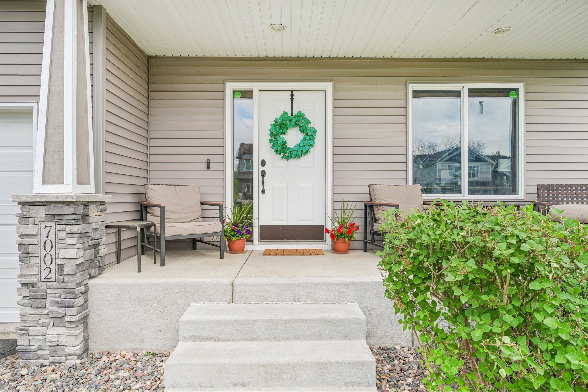 7-web-or-mls-208th St N-S0906-007.jpg