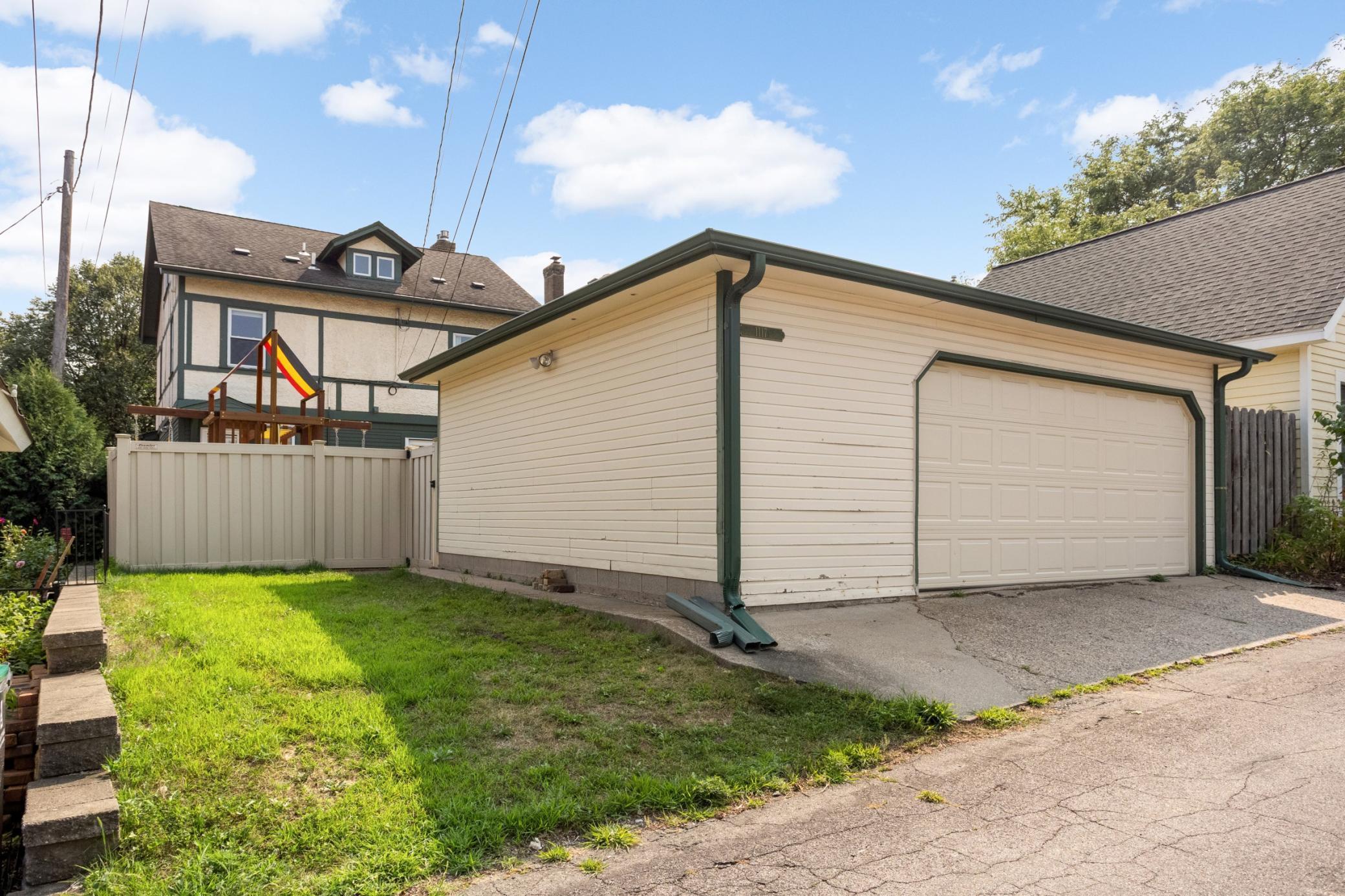 2.5 car garage offers plenty of space for additional storage
