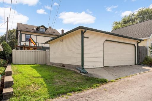 2.5 car garage offers plenty of space for additional storage