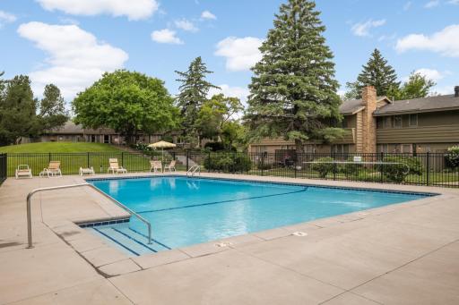 131 Windsor Court, Saint Paul, MN 55112