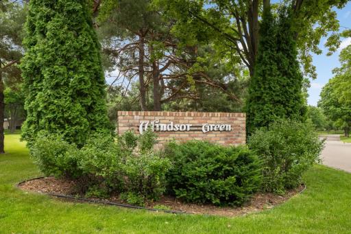 Shopping, dining, and all the amenities of Silverwood Park are just minutes away!