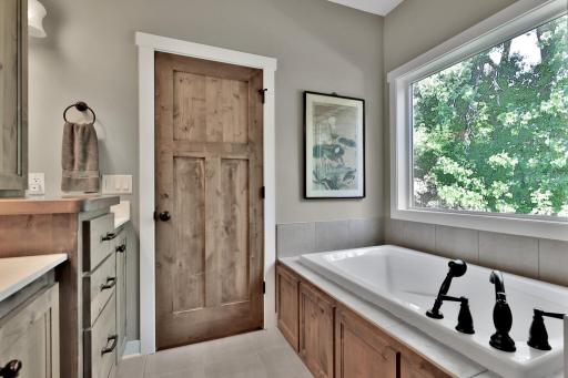 4144 Shady Oak Road S, Hopkins, MN 55343