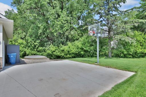 4144 Shady Oak Road S, Hopkins, MN 55343