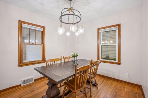 213 Queen Avenue NW, Silver Lake, MN 55381
