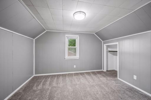 213 Queen Avenue NW, Silver Lake, MN 55381