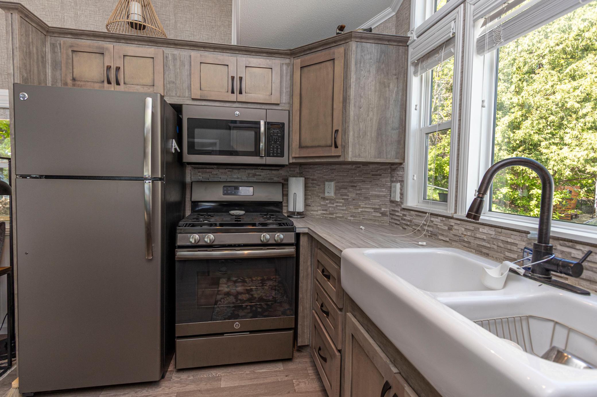 Range, Microwave, and Refrigerator