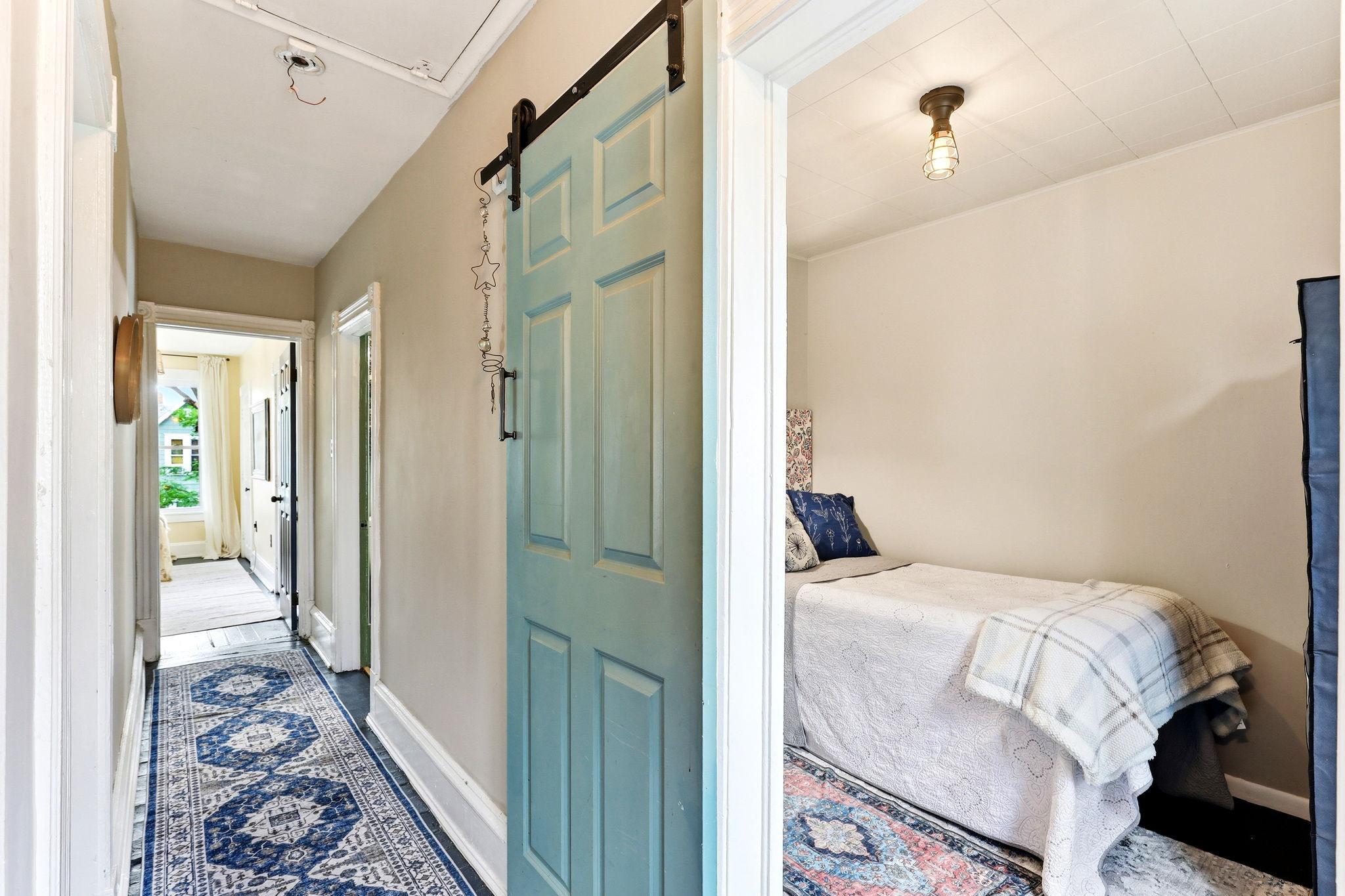 15-web-or-mls-757-Tuscarora-Ave-W-15.jpg
