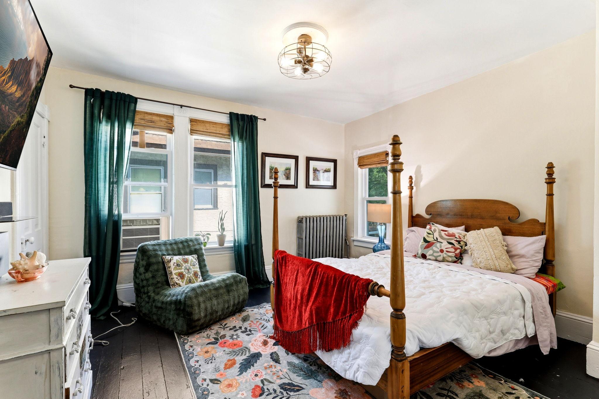 18-web-or-mls-757-Tuscarora-Ave-W-18.jpg
