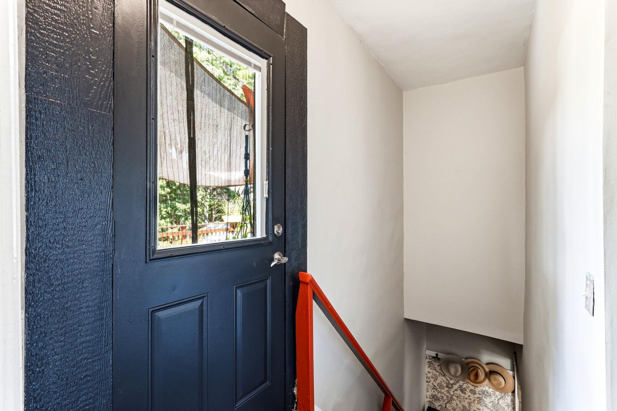 25-web-or-mls-757-Tuscarora-Ave-W-25.jpg