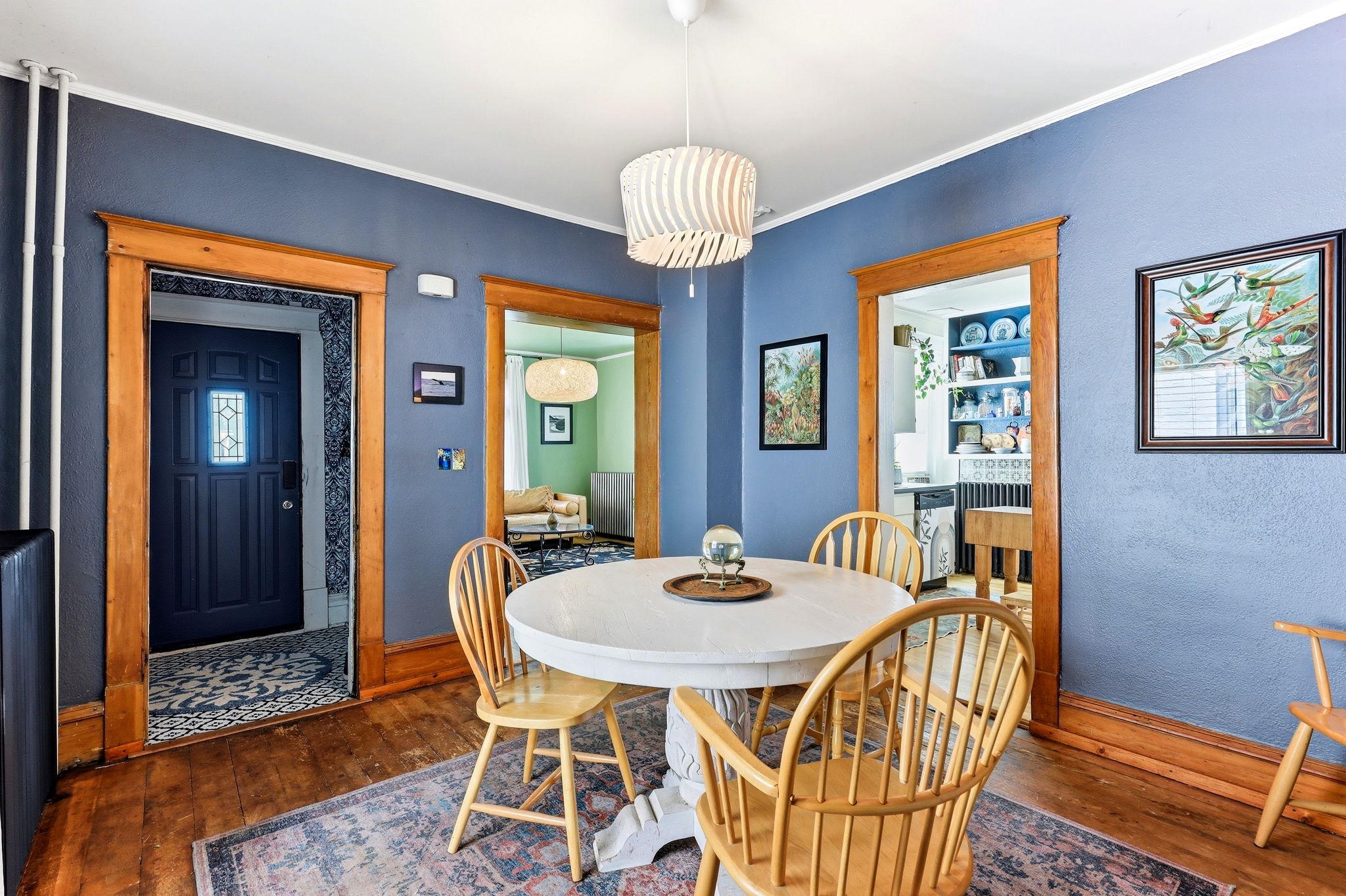 8-web-or-mls-757-Tuscarora-Ave-W-08.jpg