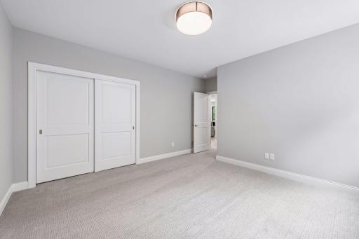 264 Wayzata Boulevard E, Wayzata, MN 55391