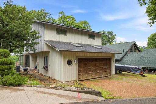 01-5510 Maple Heights Rd [3152808]- 001.jpg
