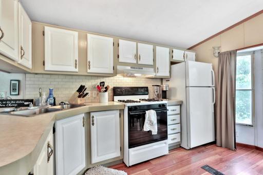 Plenty of cabinetry