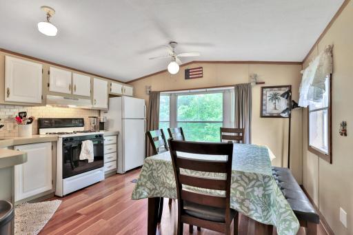 Kitchen dining area