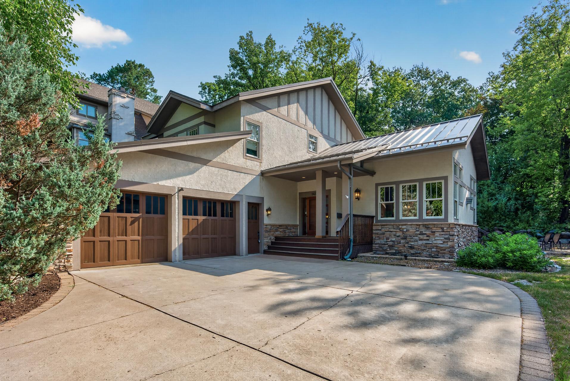 7085513