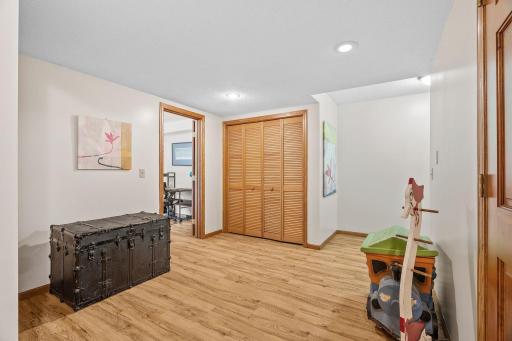 1257 Donegal Alcove, Saint Paul, MN 55125