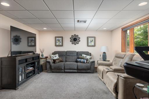 1184 Crescent Hills Drive, La Crescent, MN 55947