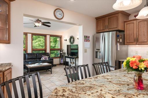 1184 Crescent Hills Drive, La Crescent, MN 55947
