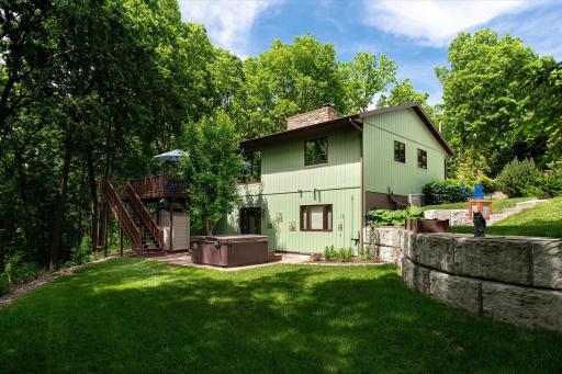 1184 Crescent Hills Drive, La Crescent, MN 55947