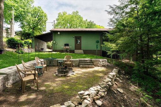 1184 Crescent Hills Drive, La Crescent, MN 55947