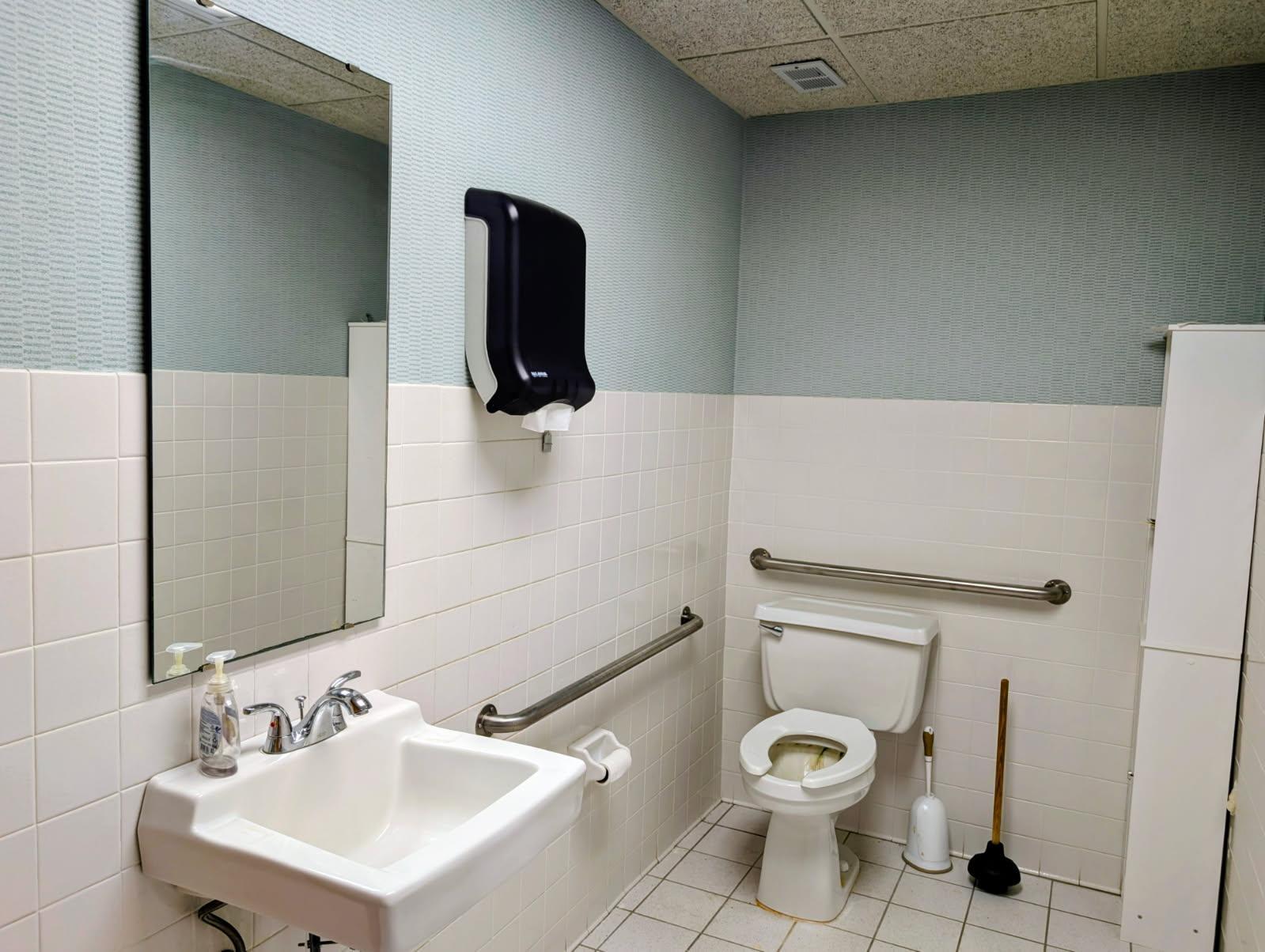 Photo 23