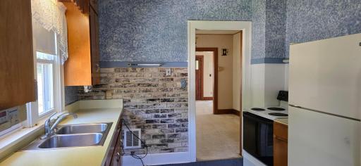 212 E 5th Street, Albert Lea, MN 56007