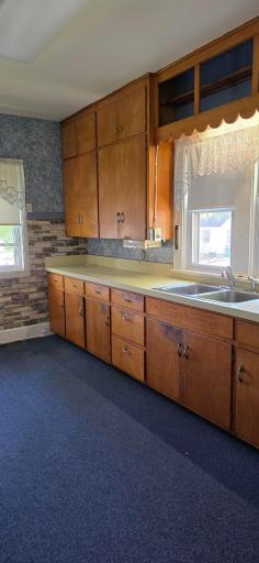 212 E 5th Street, Albert Lea, MN 56007