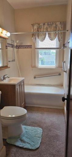 212 E 5th Street, Albert Lea, MN 56007